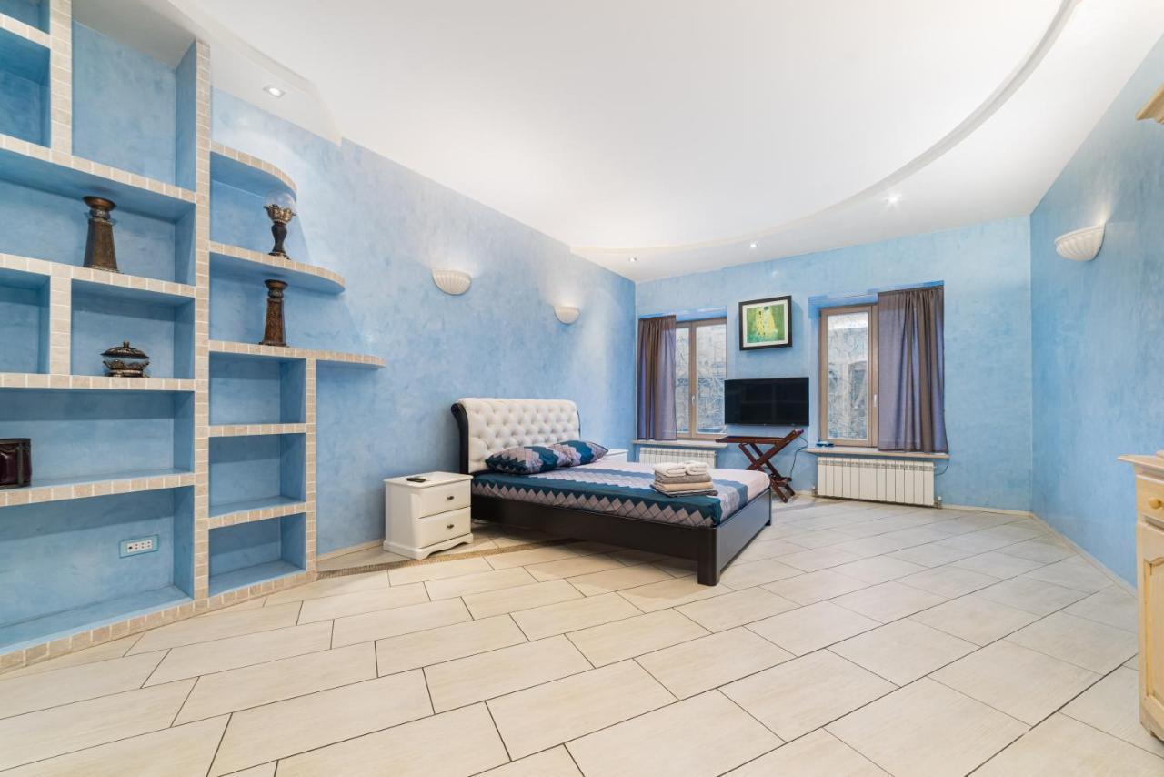 Classical Deribasivska 3-Bedrooms Apartment 오데사 외부 사진